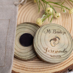 Imán de Bautizo Rústico «Pequeñas Huellas»